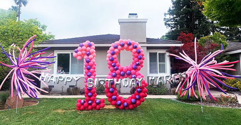 This 30 inch iridescent bubble decor balloon serves as a stunning area decoration for parties and large events.